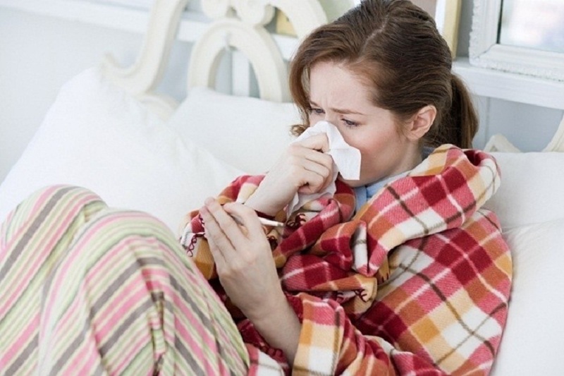 Người bệnh hít phải vi khuẩn gây bệnh có trong không khí 